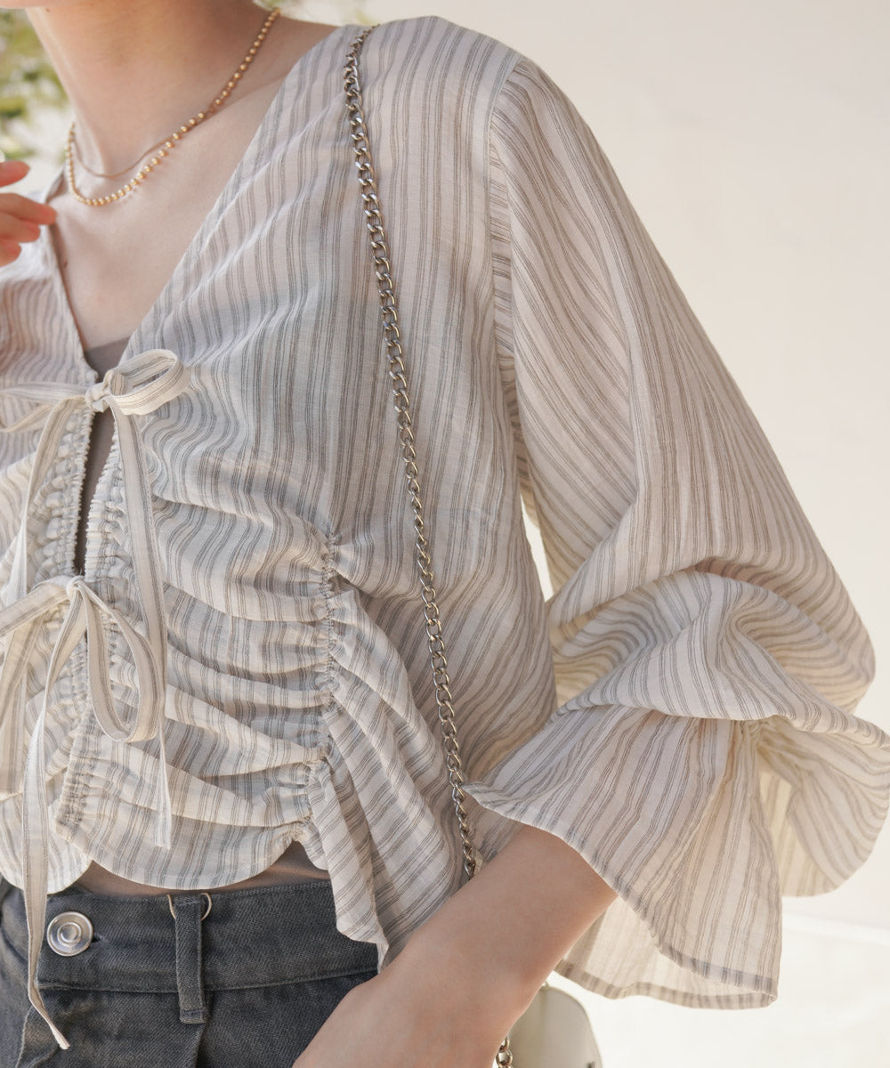 ギャザーキャンディースリーブブラウス
