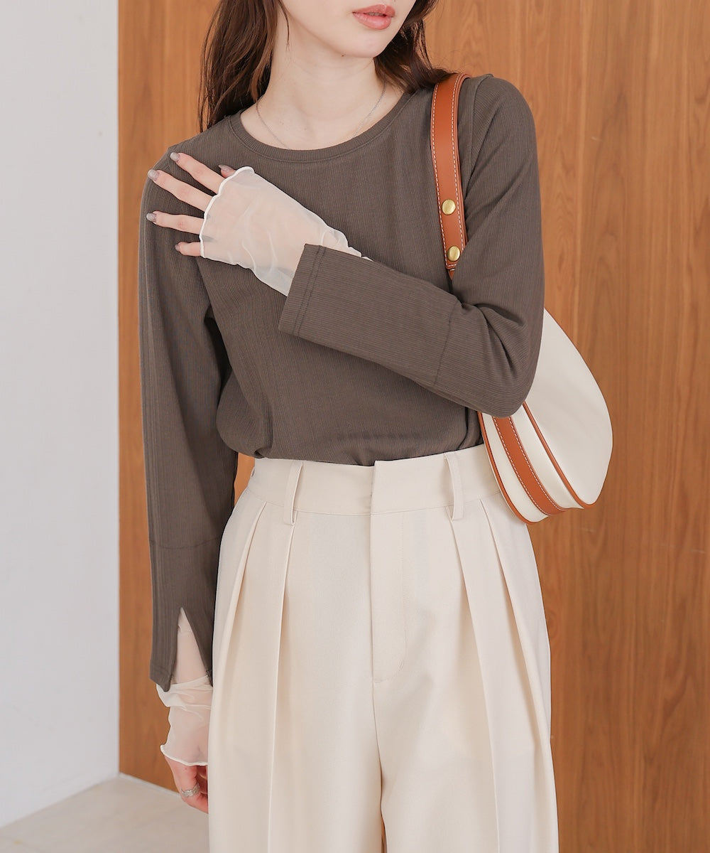 袖スリットチュールカットトップス