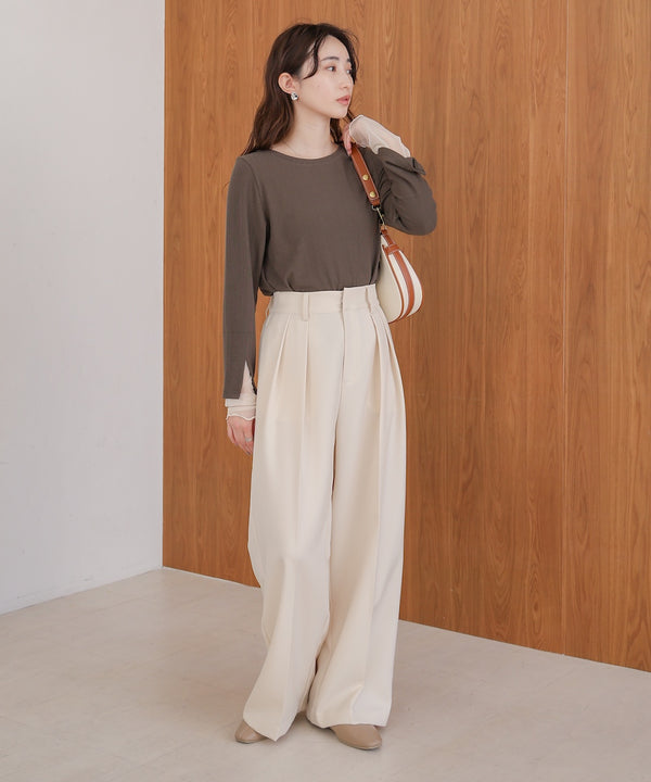 袖スリットチュールカットトップス