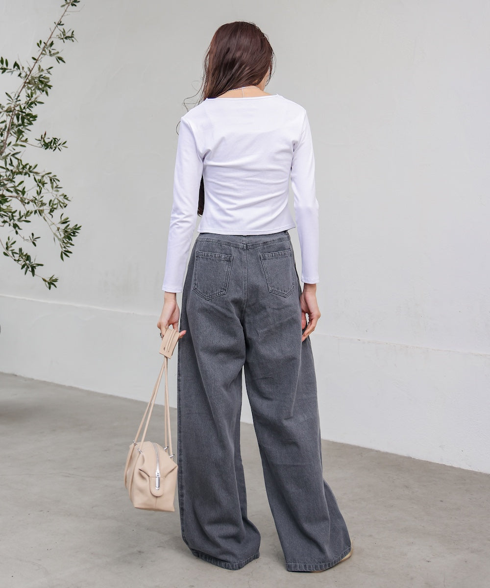 【S・M・Lサイズ展開】タック入りデニムパンツ