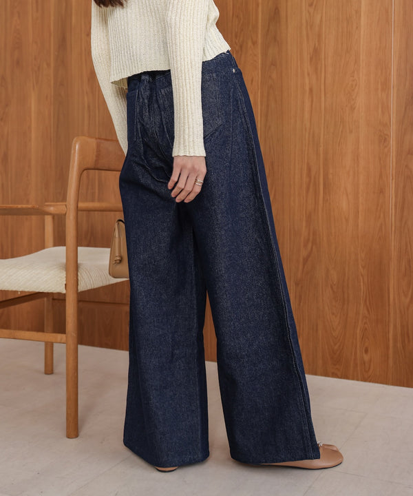 【S・M・Lサイズ展開】タック入りデニムパンツ