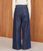 【S・M・Lサイズ展開】タック入りデニムパンツ