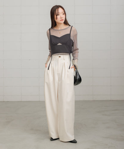 front tuck wide pants