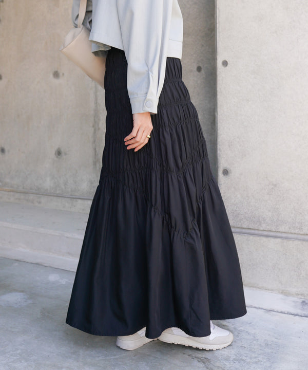 シャーリングギャザースカート