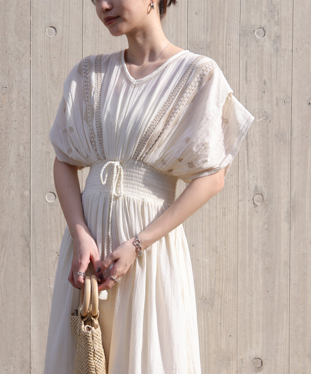 【S・Mサイズ展開】フロント刺繍ウエストシャーリングワンピース