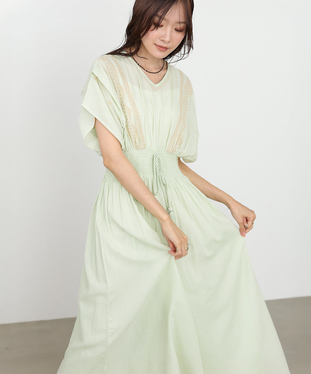 フロント刺繍ウエストシャーリングワンピース