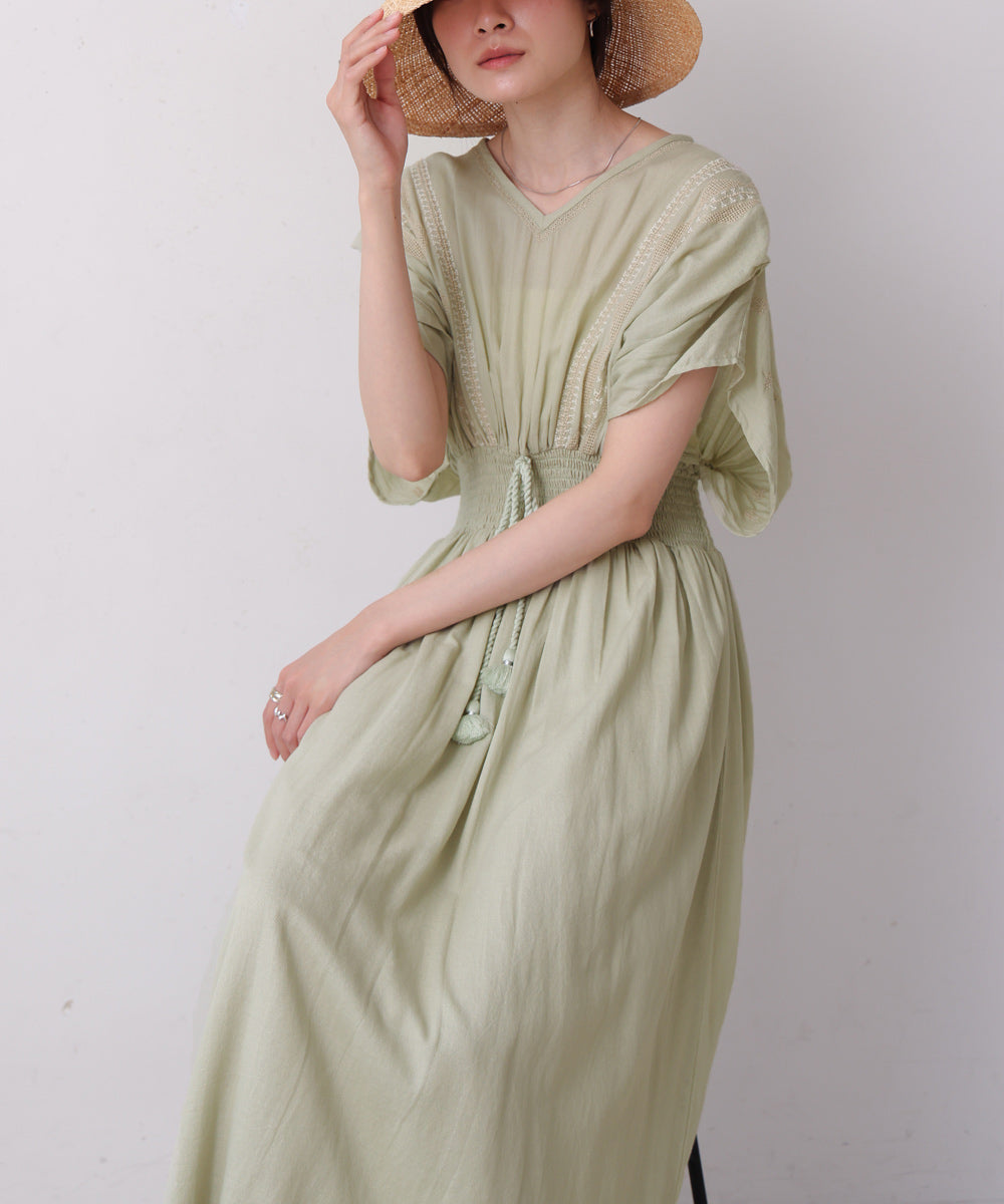 フロント刺繍ウエストシャーリングワンピース