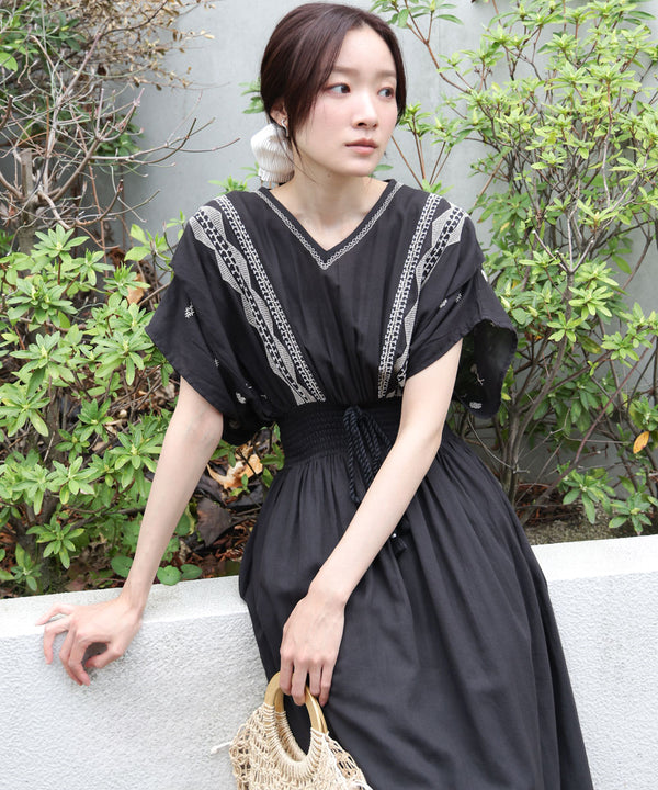 【S・Mサイズ展開】フロント刺繍ウエストシャーリングワンピース