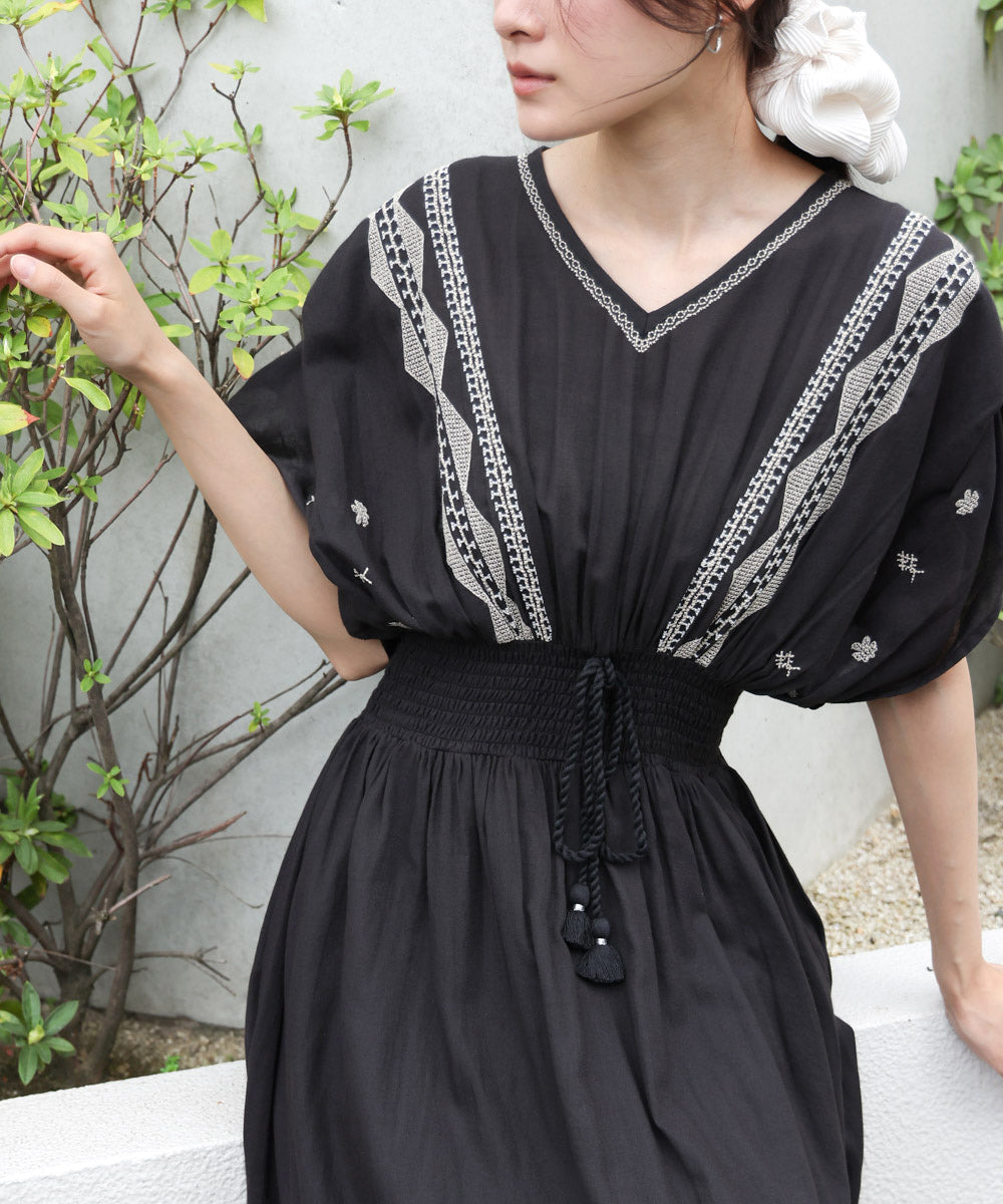 【S・Mサイズ展開】フロント刺繍ウエストシャーリングワンピース