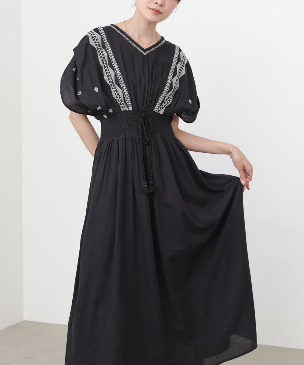 フロント刺繍ウエストシャーリングワンピース