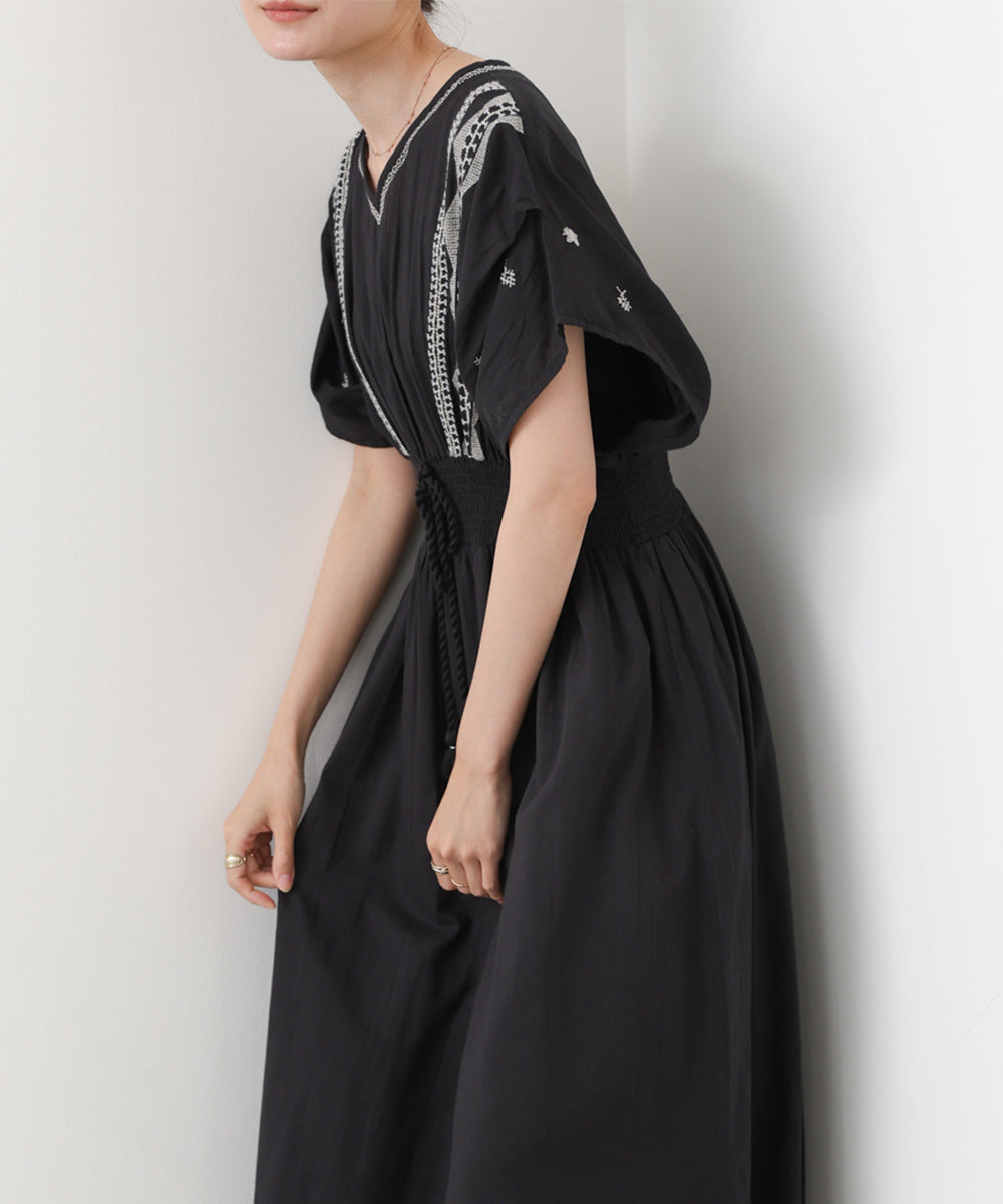 フロント刺繍ウエストシャーリングワンピース
