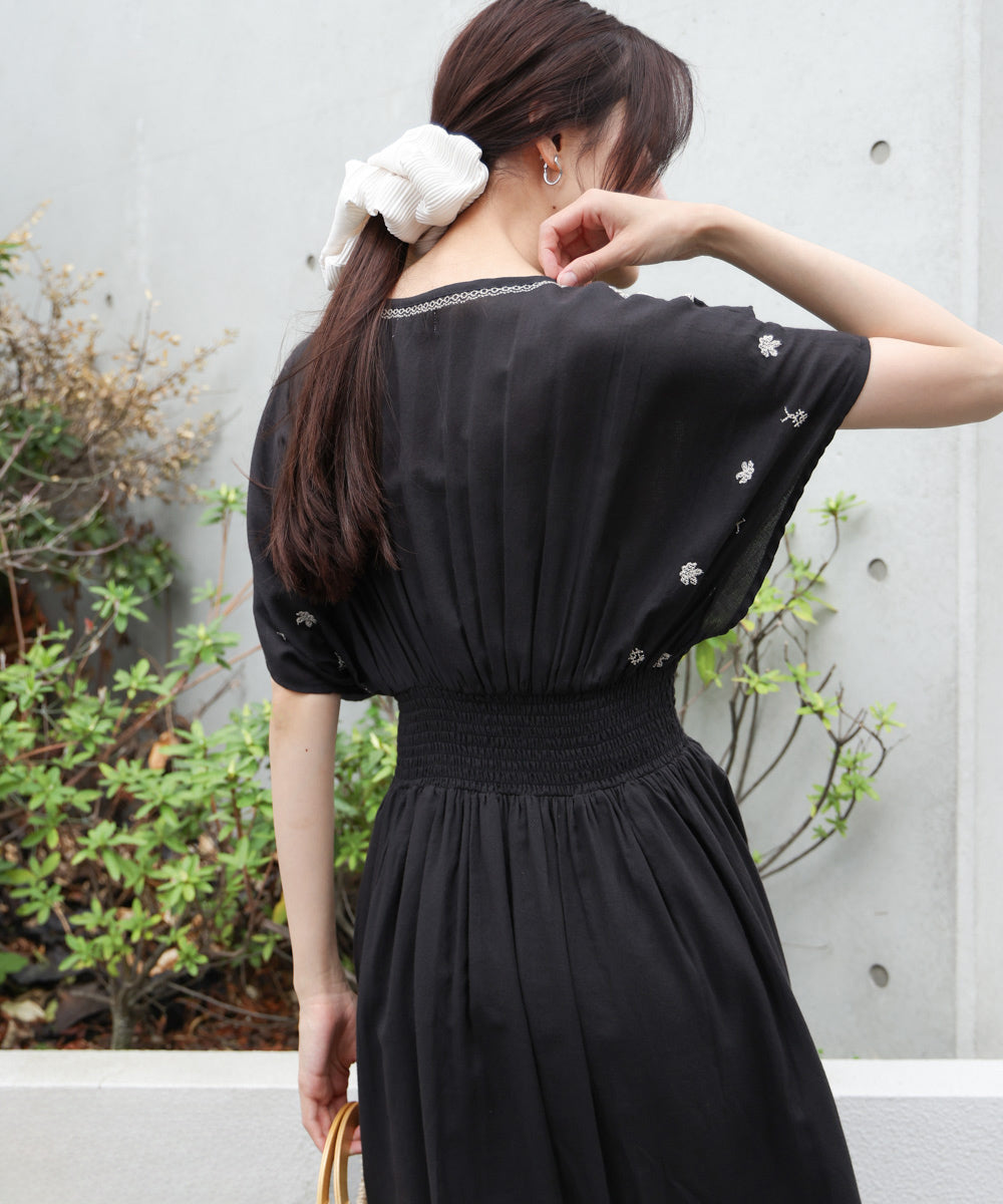 【S・Mサイズ展開】フロント刺繍ウエストシャーリングワンピース