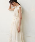 【S・Mサイズ展開】パネル刺繍ノースリワンピース