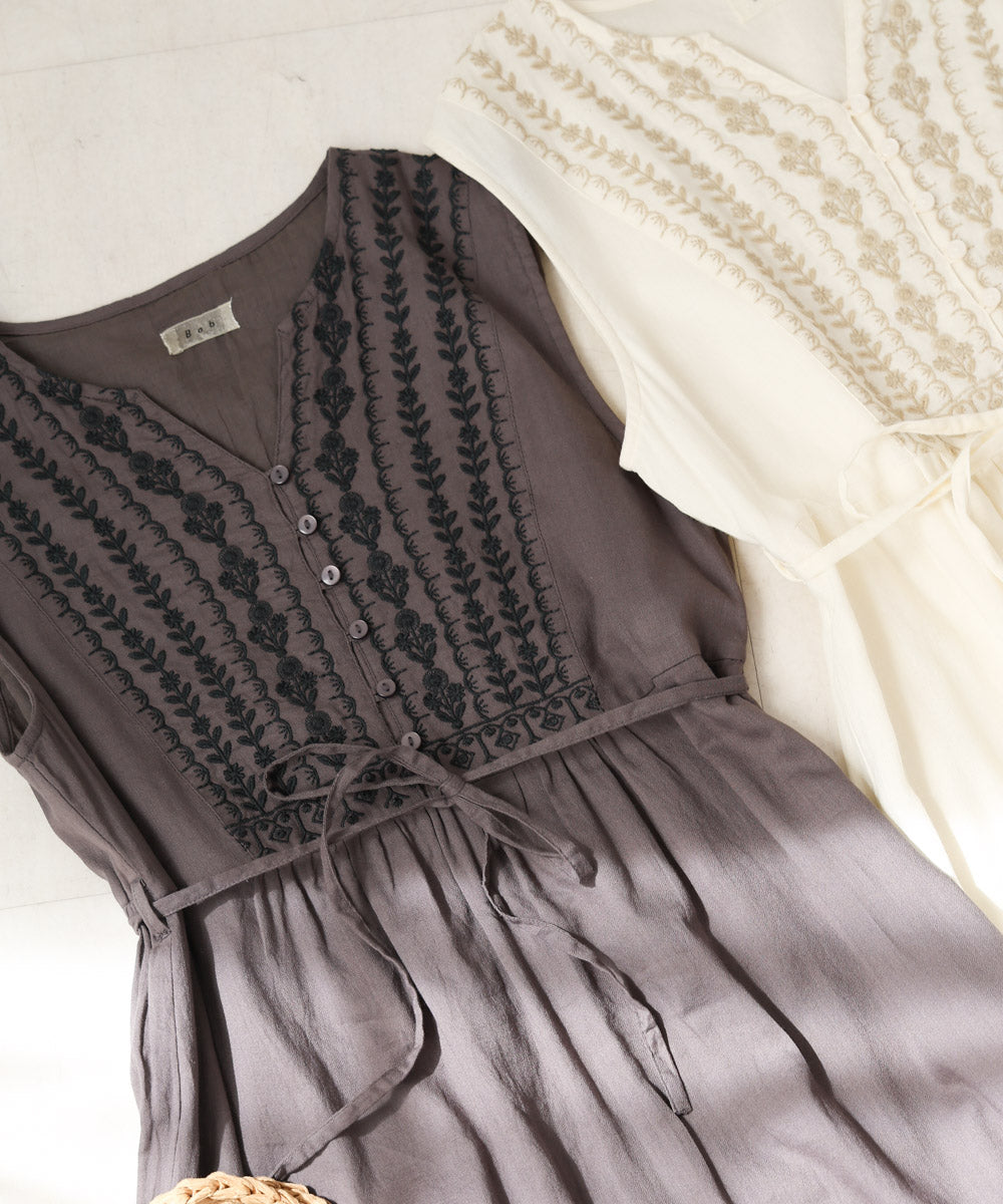 【S・Mサイズ展開】パネル刺繍ノースリワンピース