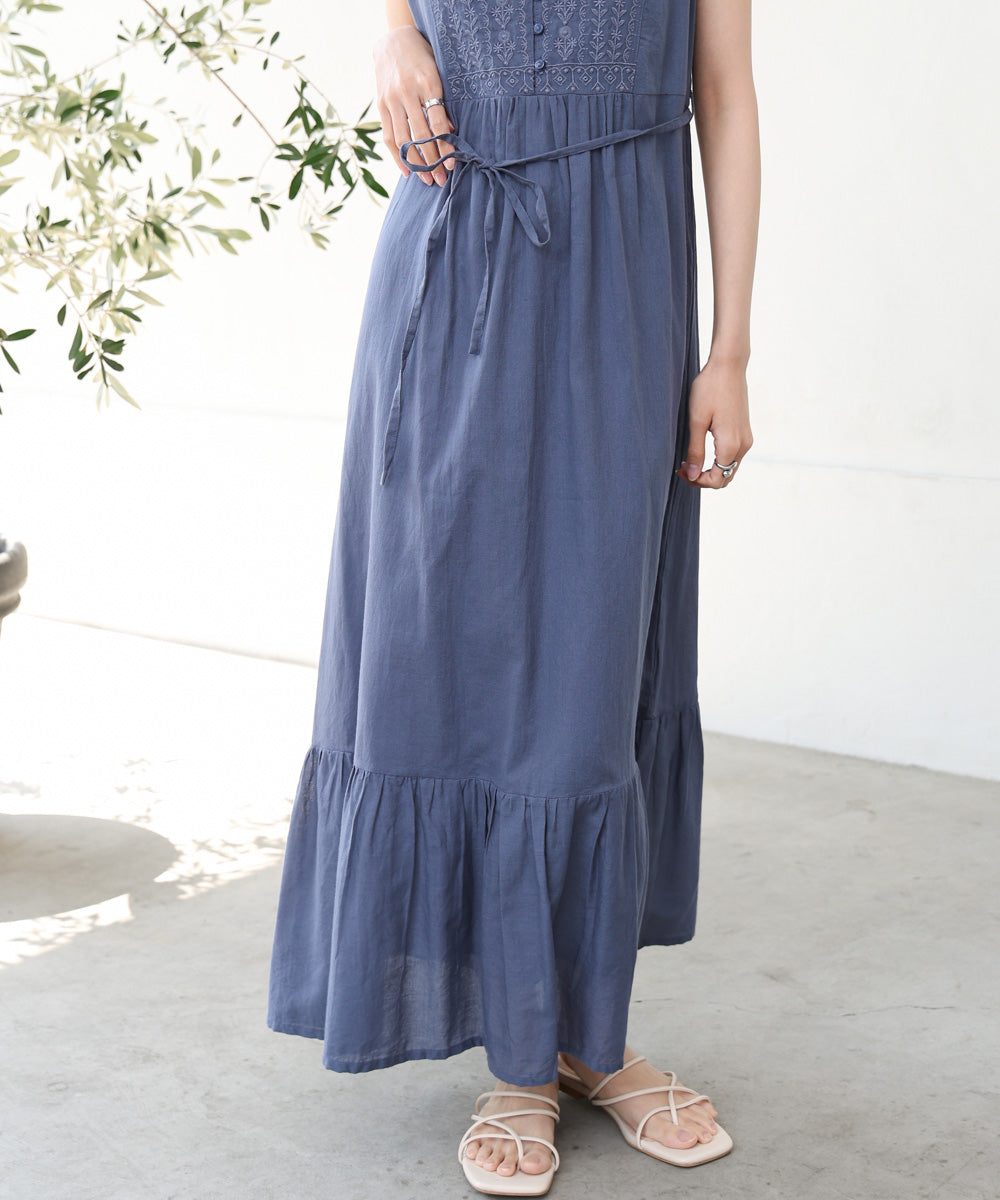 【S・Mサイズ展開】パネル刺繍ノースリワンピース