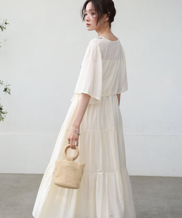 【S・Mサイズ展開】袖フレア－ティアード刺繍ワンピース