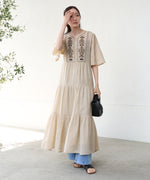 【S・Mサイズ展開】袖フレア－ティアード刺繍ワンピース