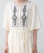 【S・Mサイズ展開】袖フレア－ティアード刺繍ワンピース