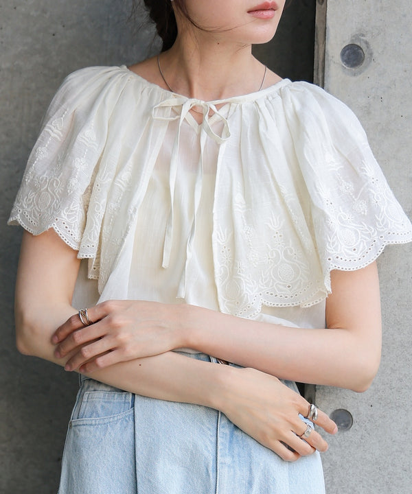 コットンボイルパンチングレースブラウス
