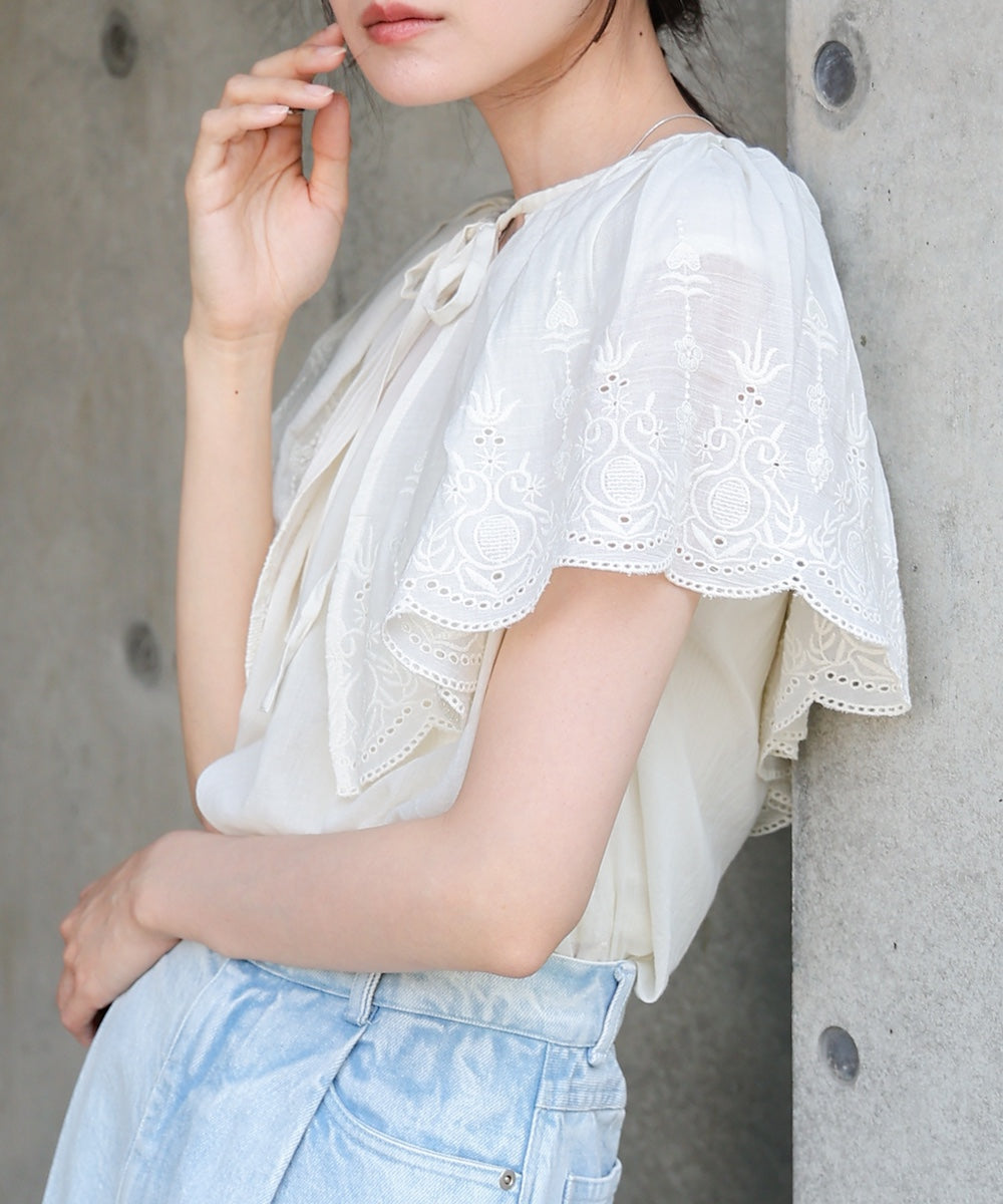 コットンボイルパンチングレースブラウス