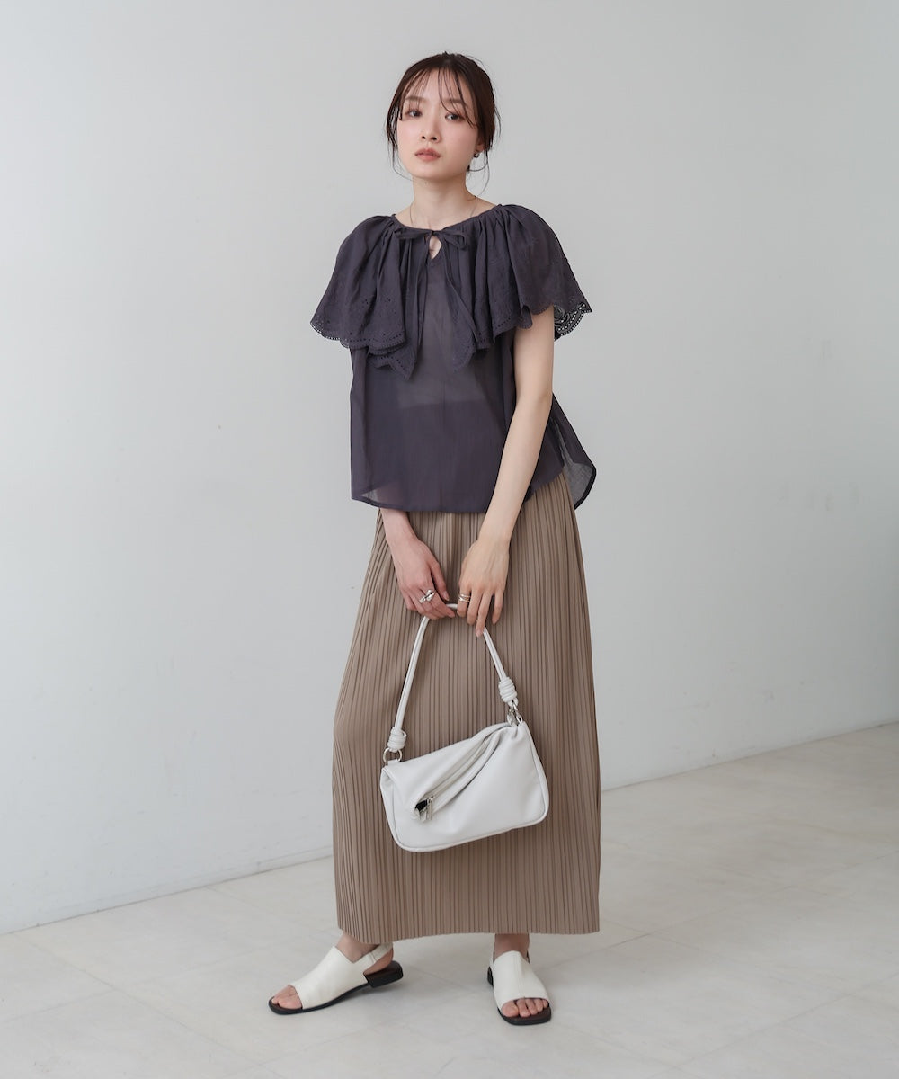 コットンボイルパンチングレースブラウス