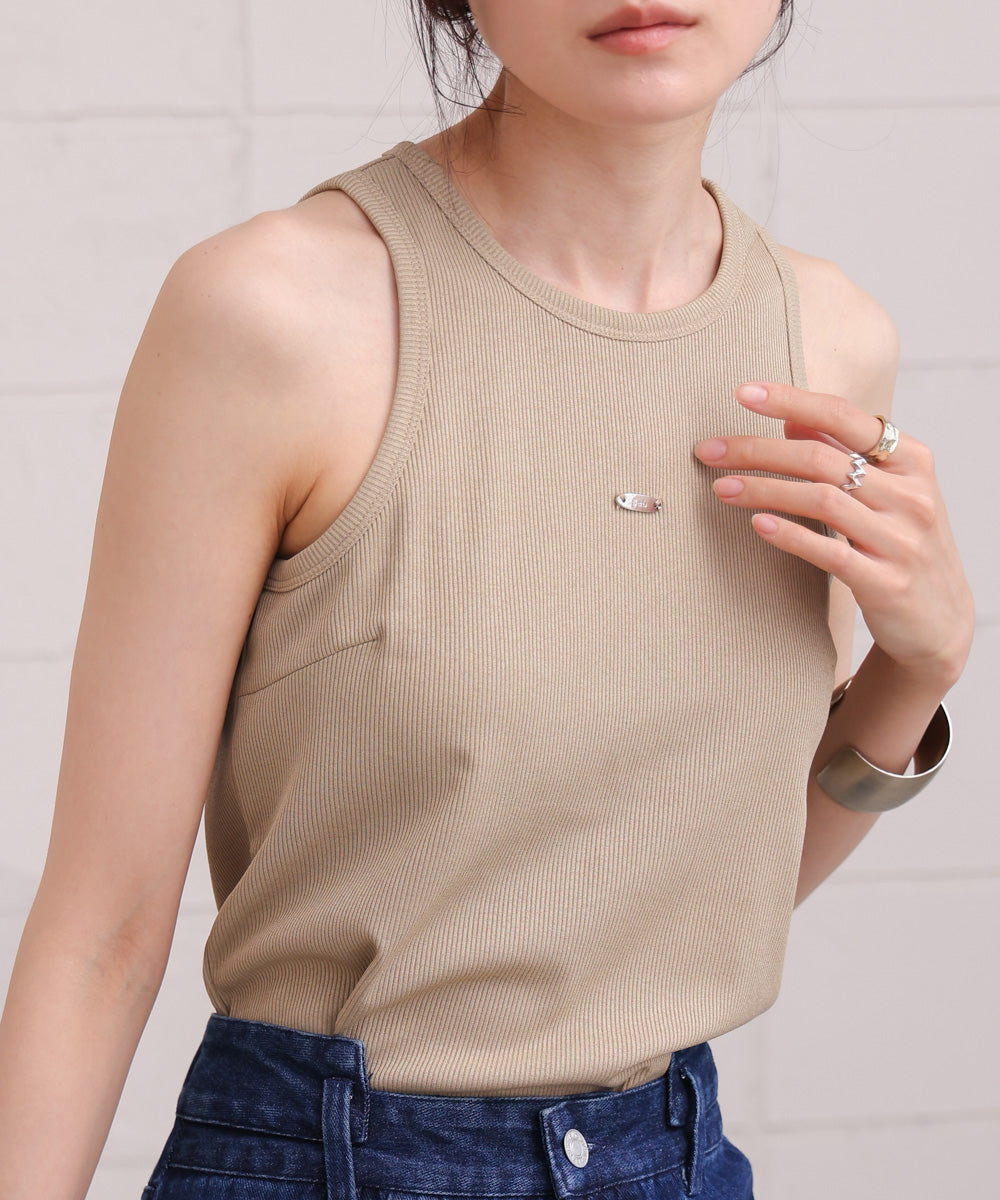 ロゴプレート付アメスリタンクトップ