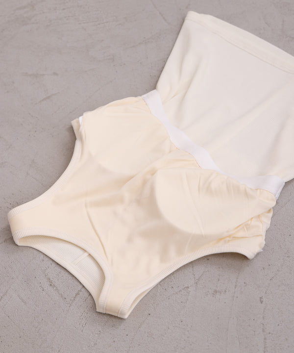 ロゴプレート付アメスリタンクトップ