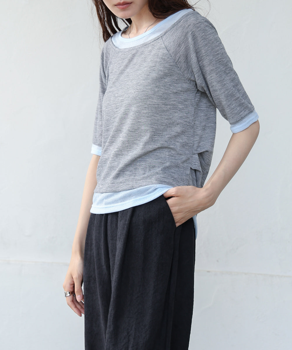 レイヤードオフショル風カットトップス