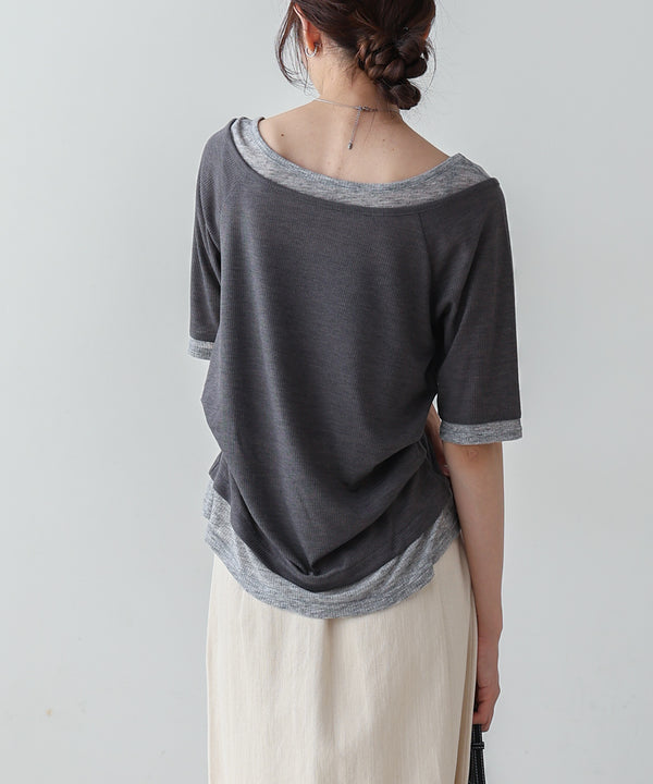 レイヤードオフショル風カットトップス