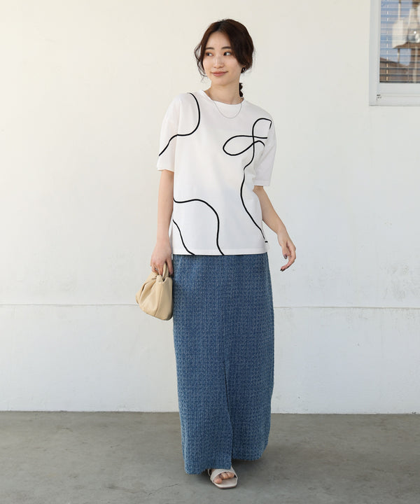 コード刺繍使いＴシャツ