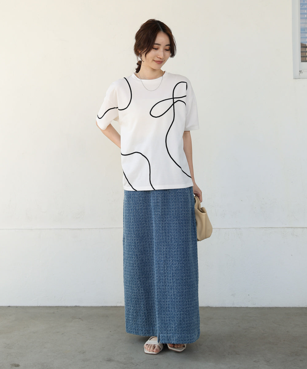 コード刺繍使いＴシャツ