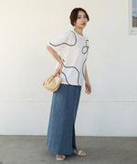 コード刺繍使いＴシャツ