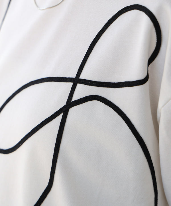 コード刺繍使いＴシャツ