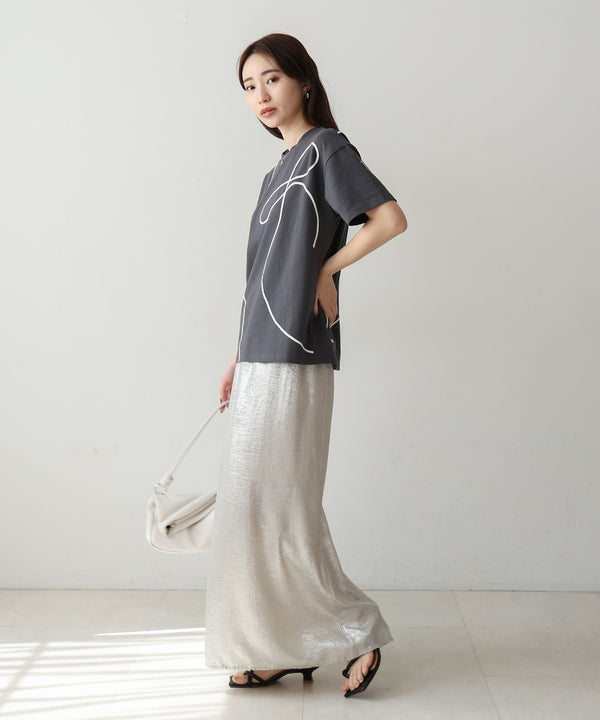 コード刺繍使いＴシャツ