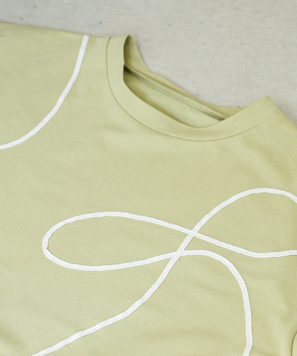 コード刺繍使いＴシャツ