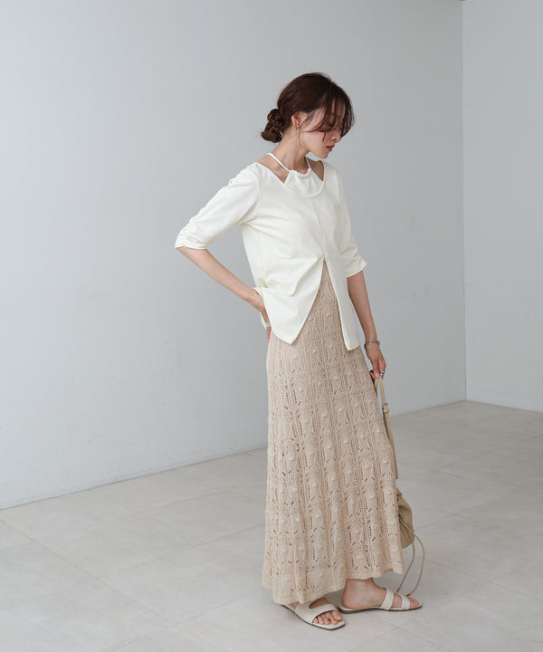 レイヤード風フロントジップトップス