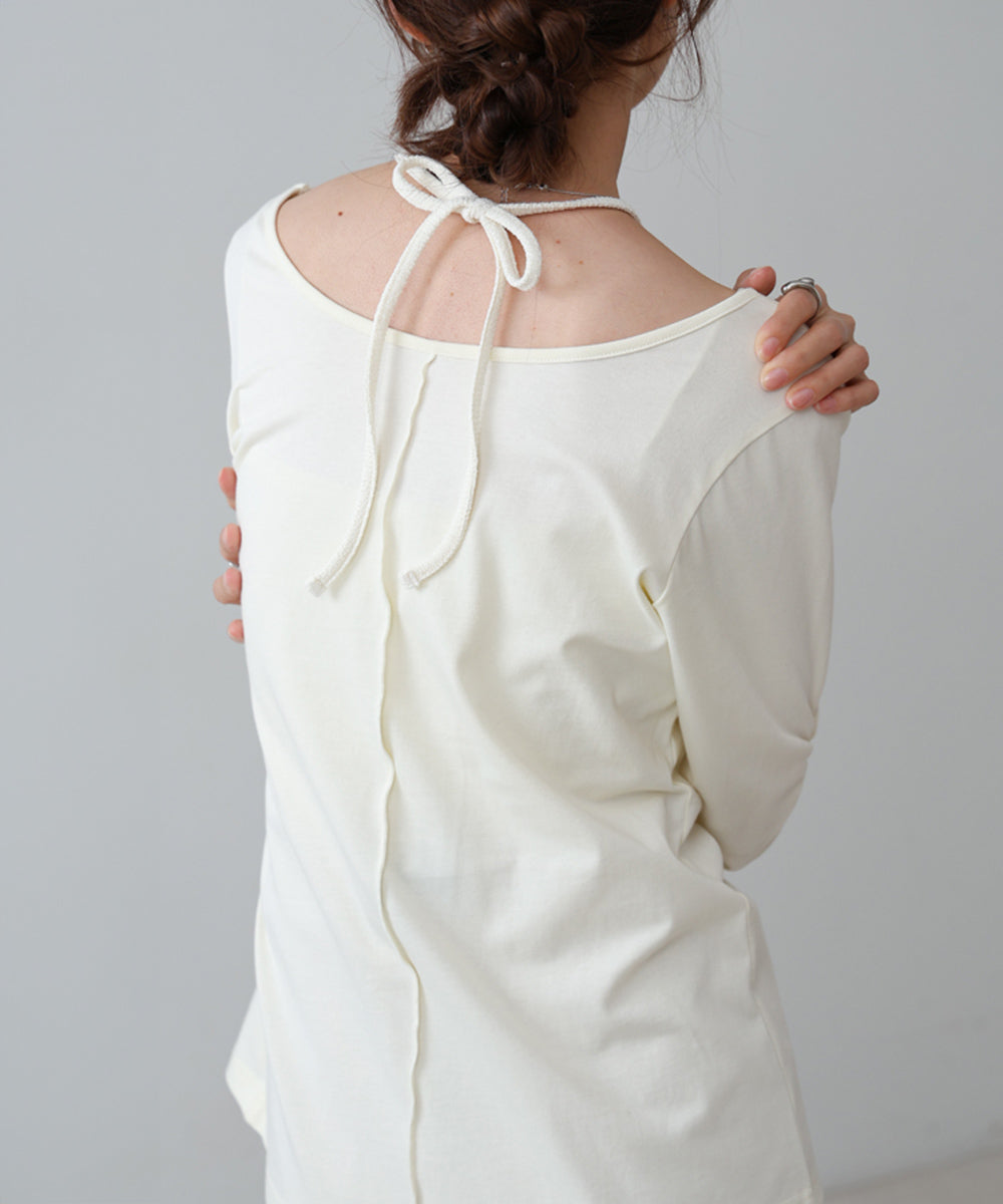 レイヤード風フロントジップトップス