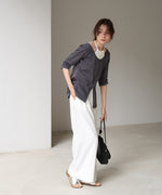 レイヤード風フロントジップトップス