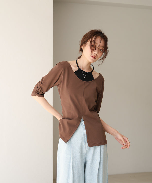 レイヤード風フロントジップトップス