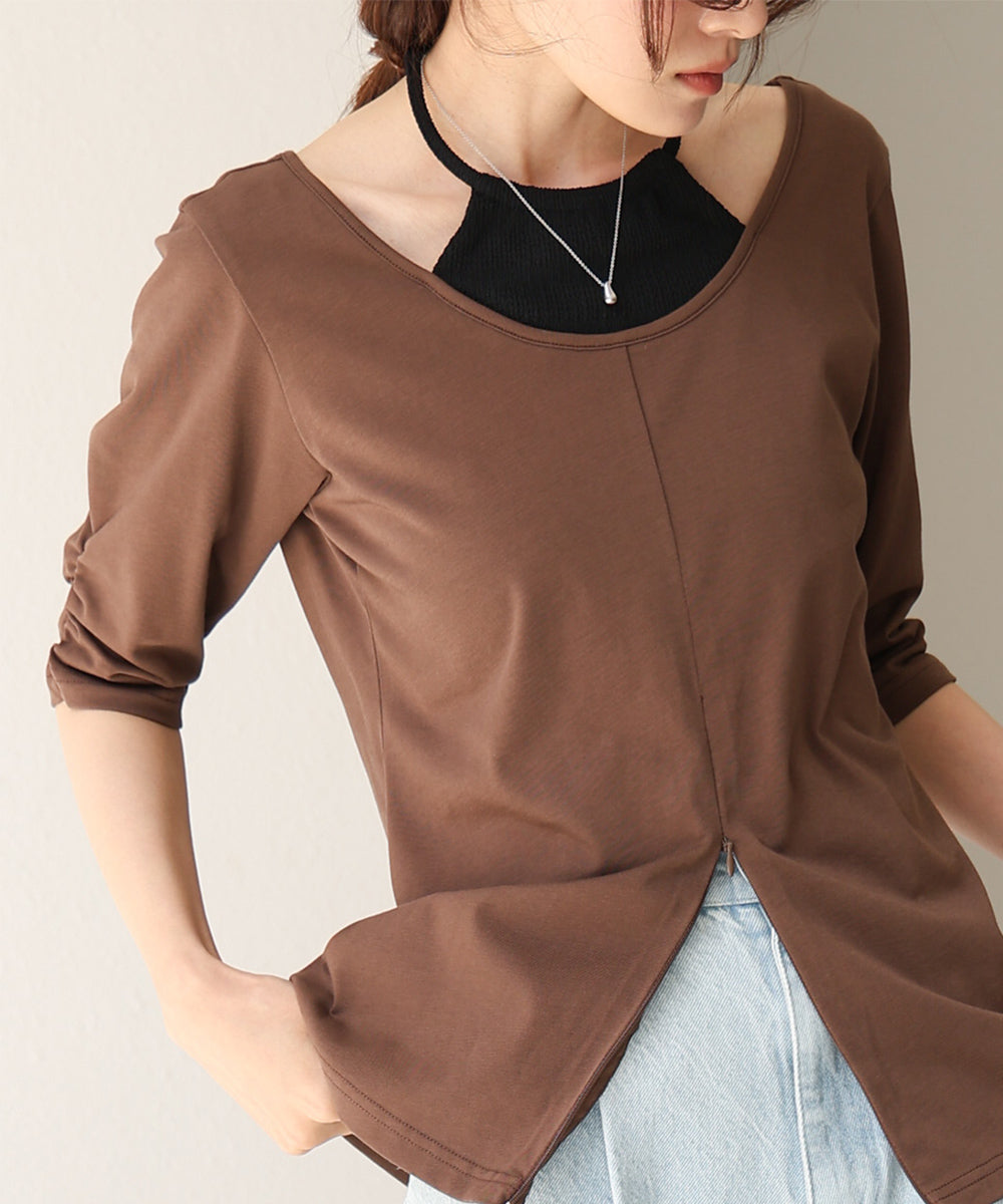 レイヤード風フロントジップトップス