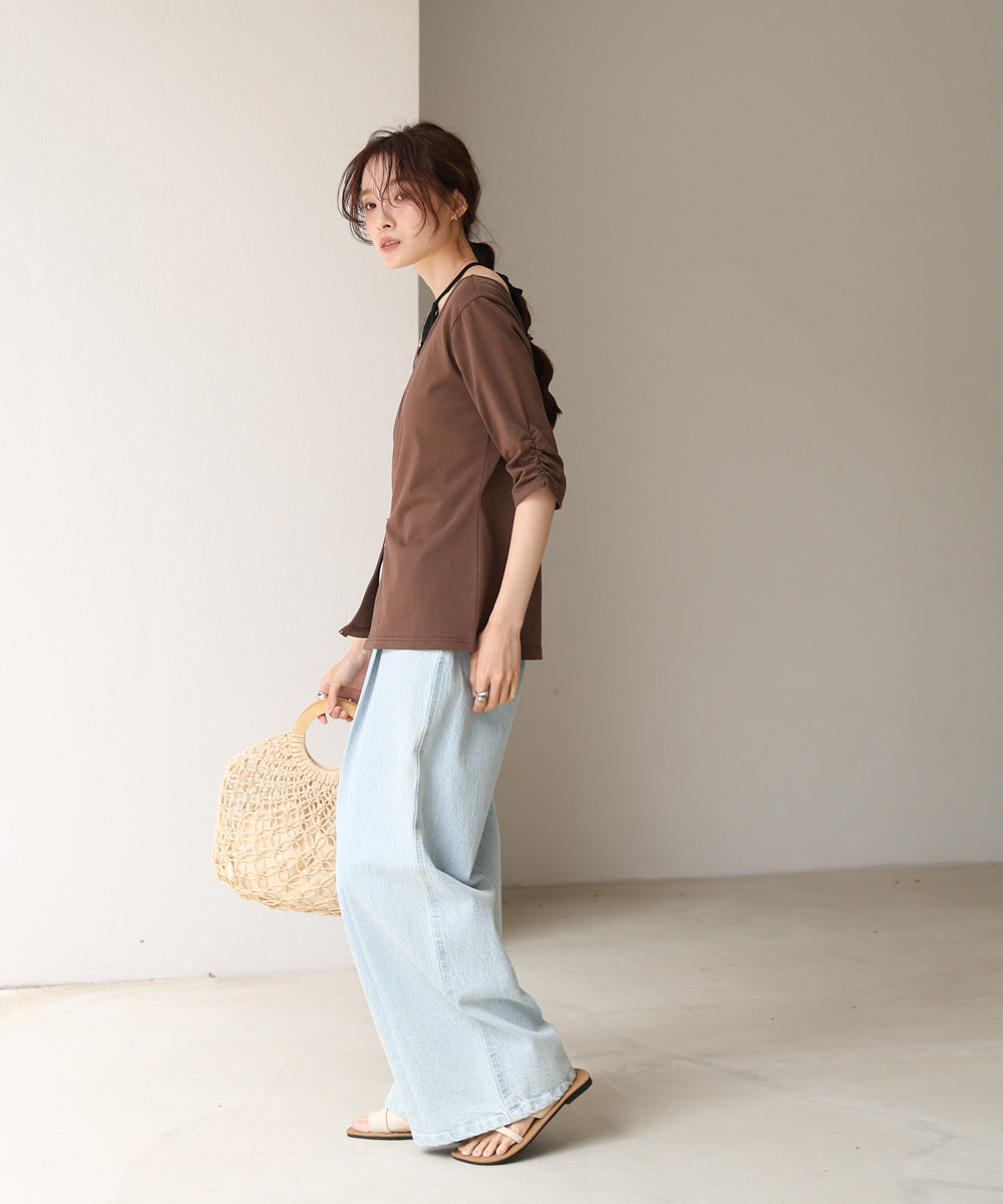 レイヤード風フロントジップトップス