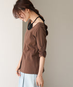 レイヤード風フロントジップトップス