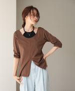 レイヤード風フロントジップトップス