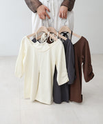 レイヤード風フロントジップトップス