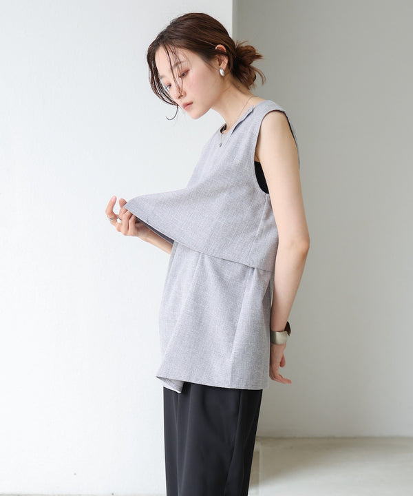 レイヤード風ノースリーブブラウス