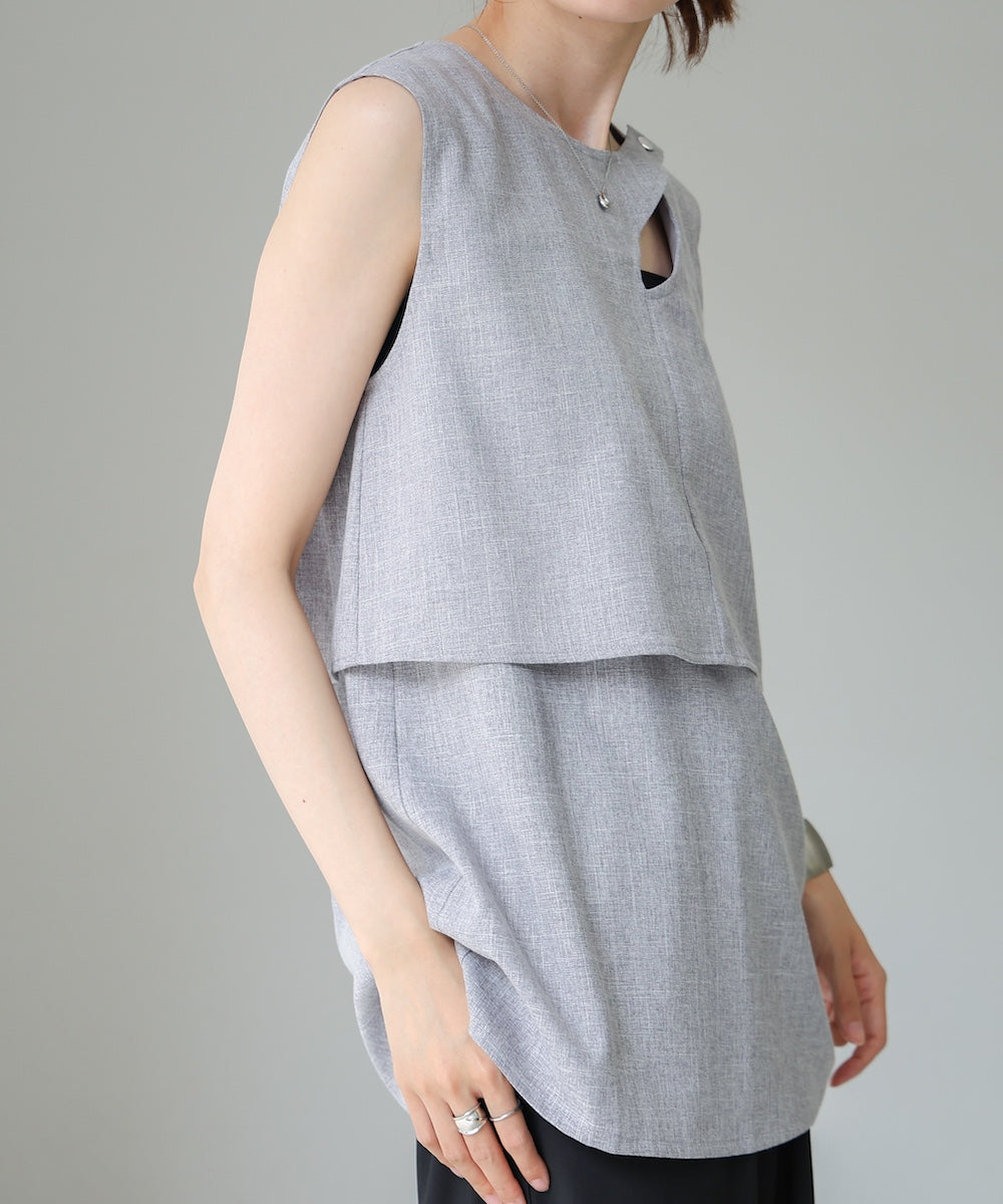 レイヤード風ノースリーブブラウス