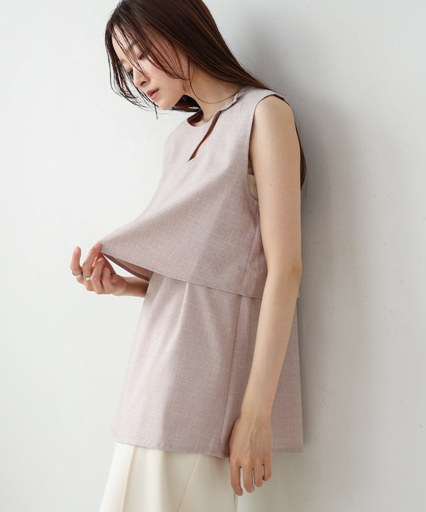レイヤード風ノースリーブブラウス