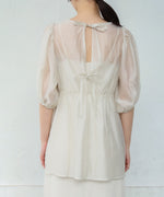 ビスチェ風シアーペプラムブラウス