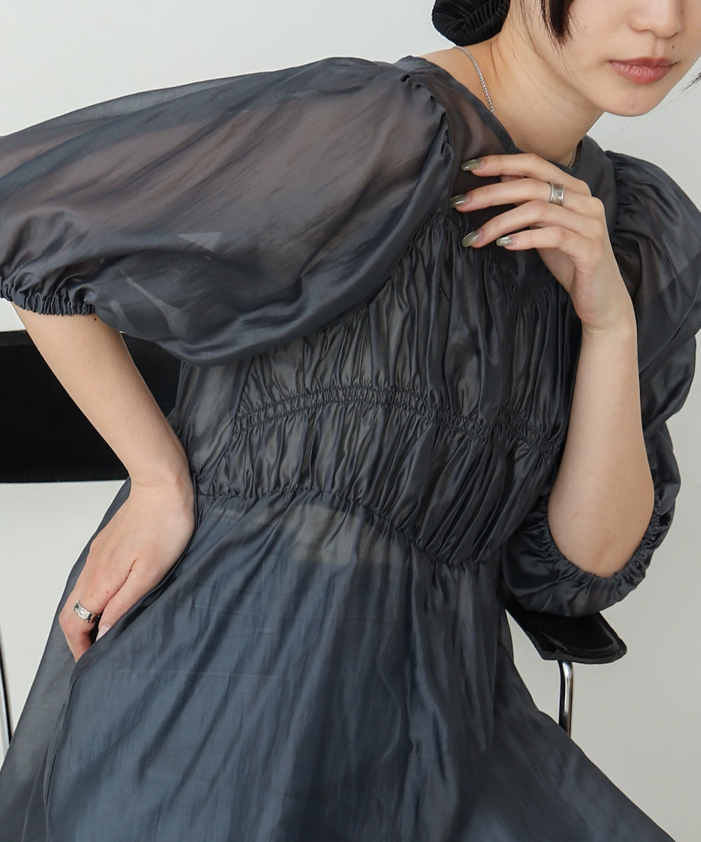 ビスチェ風シアーペプラムブラウス