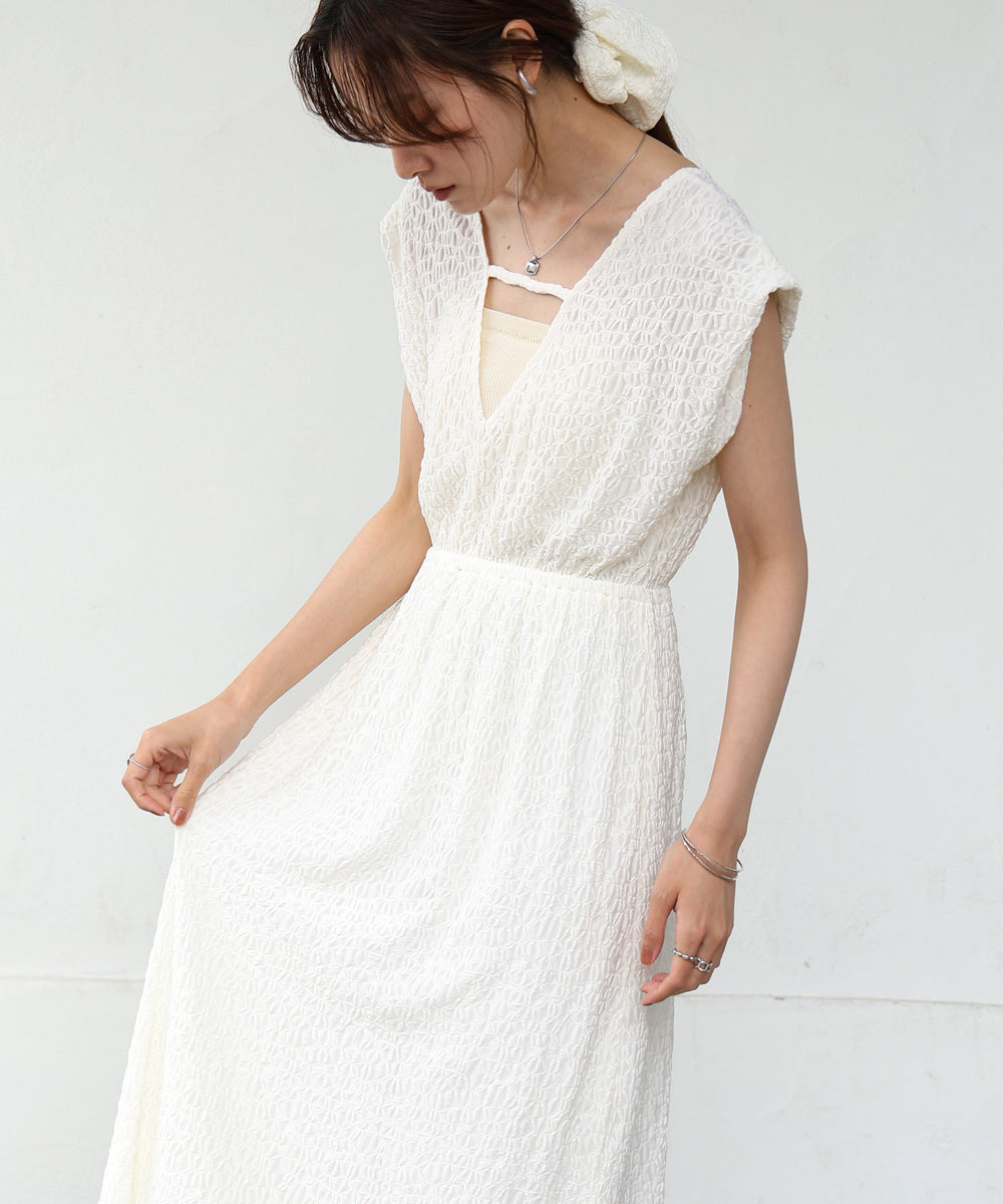 【選べる】【低身長向けサイズあり】前後２ＷＡＹウェーブ柄シュシュ付ワンピース・オールインワン